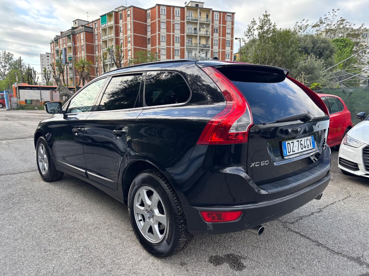 Volvo XC 60 D5 AWD Momentum