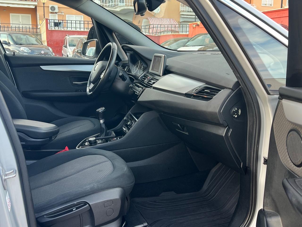Bmw 2er Active Tourer 218i Advantage