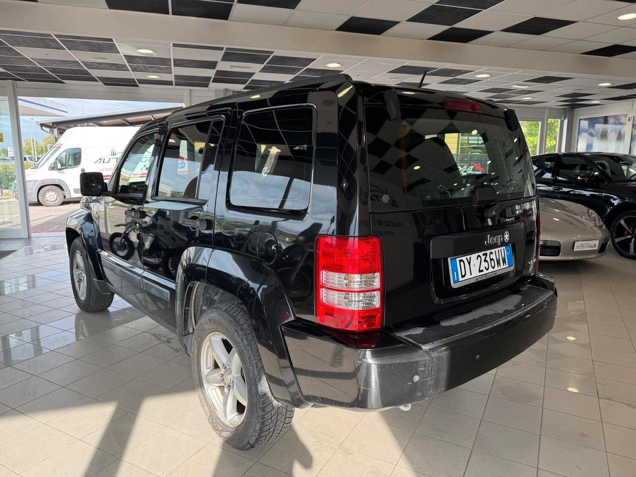 Jeep Cherokee 2.8 CRD DPF Sport