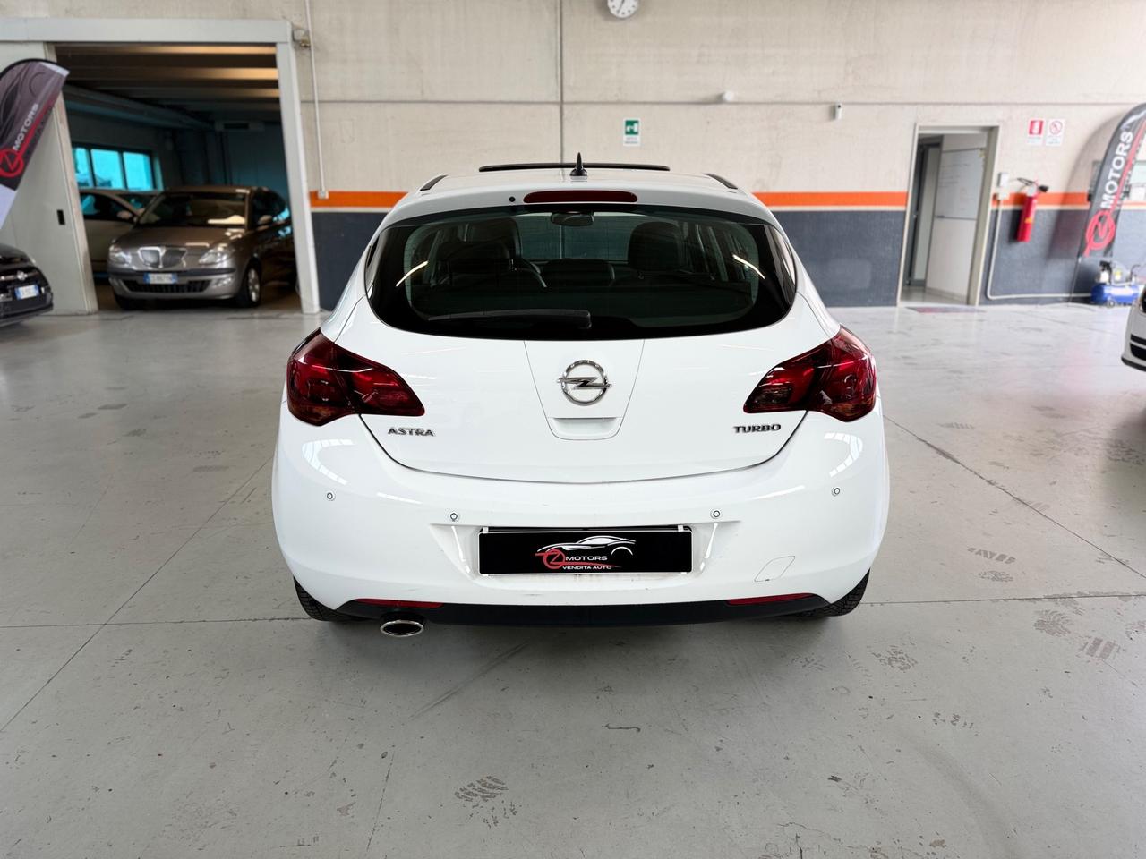 Opel Astra 1.4 Turbo 140CV 5 porte aut. Cosmo NEOPATENTATI