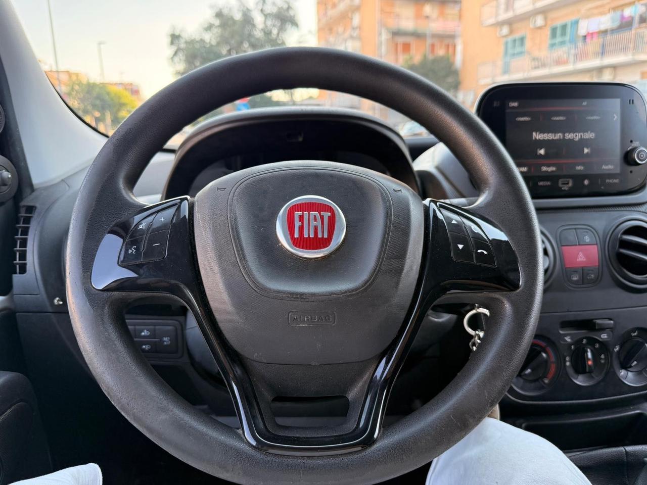 Fiat Fiorino 1.3 MJT 95CV Combinato Adventure
