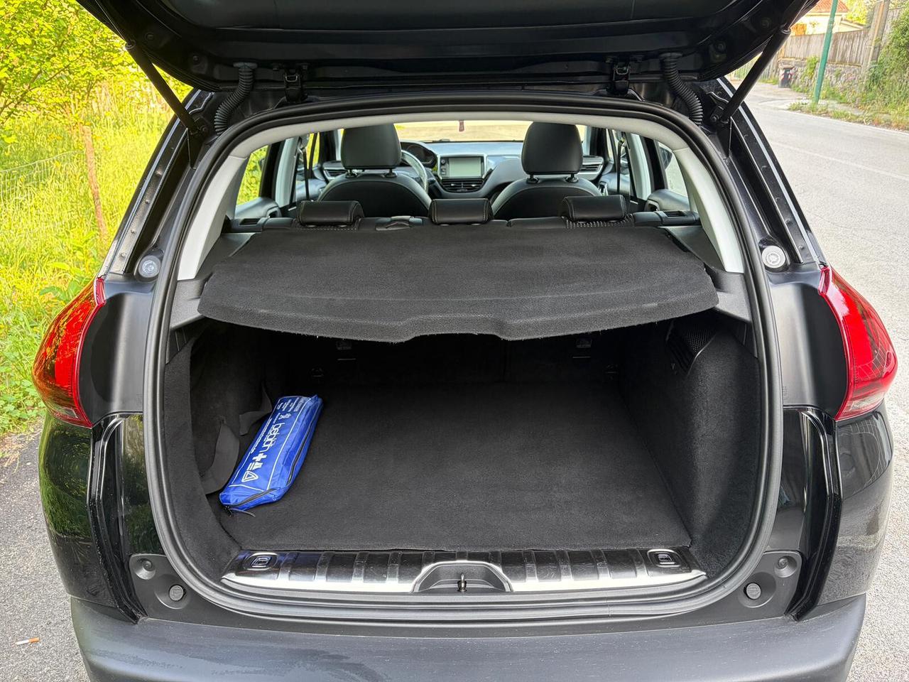 Peugeot 2008 1.6 BlueHDi 120cv S&S tetto Allure