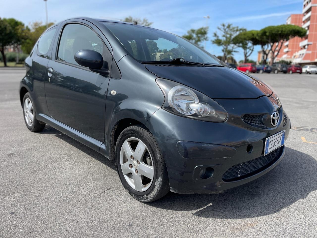 Toyota Aygo 1.0 3p 69cv APPENA TAGLIANDATA