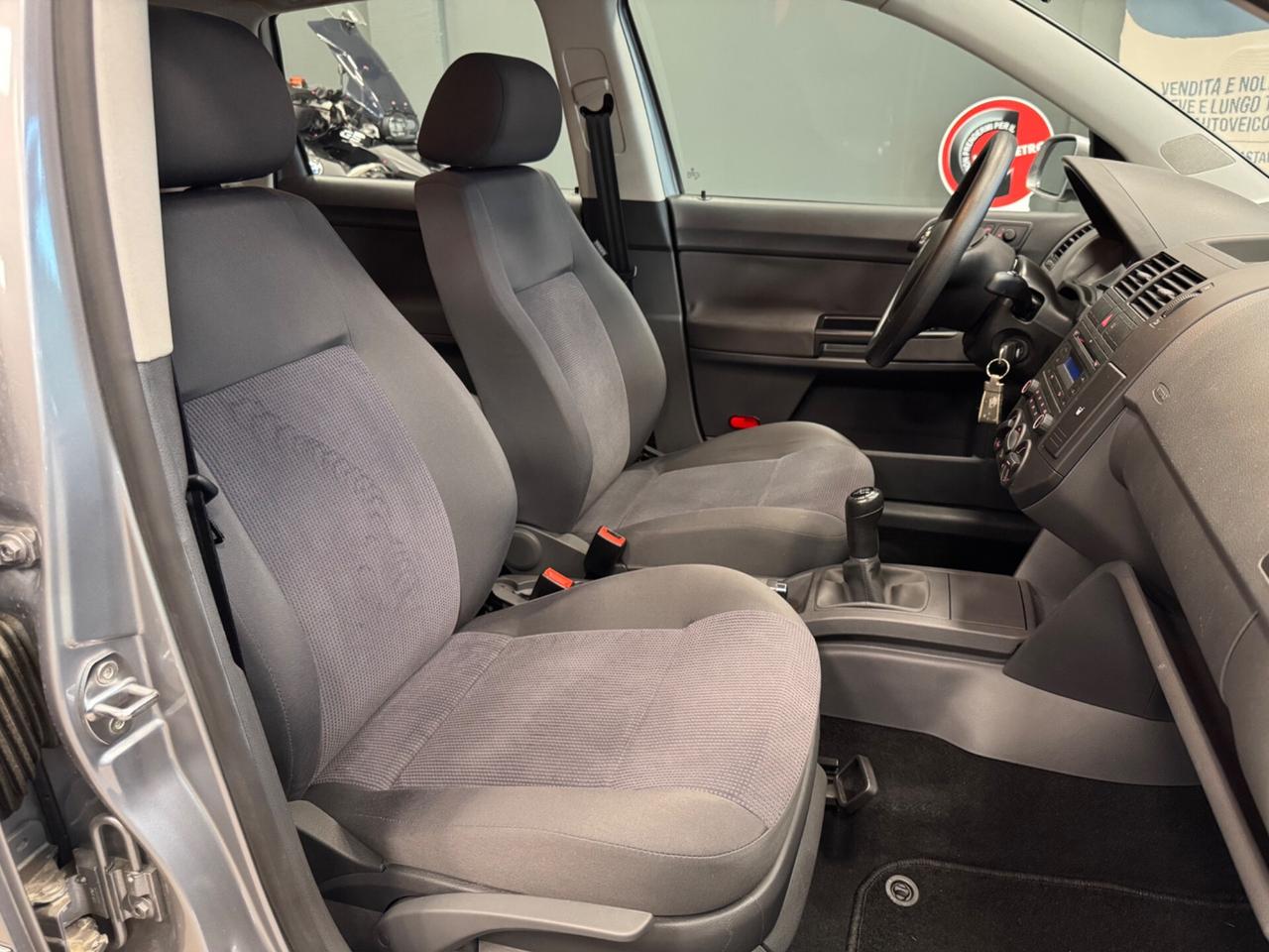 Volkswagen Polo 1.2/70CV 12V 5p. Trendline