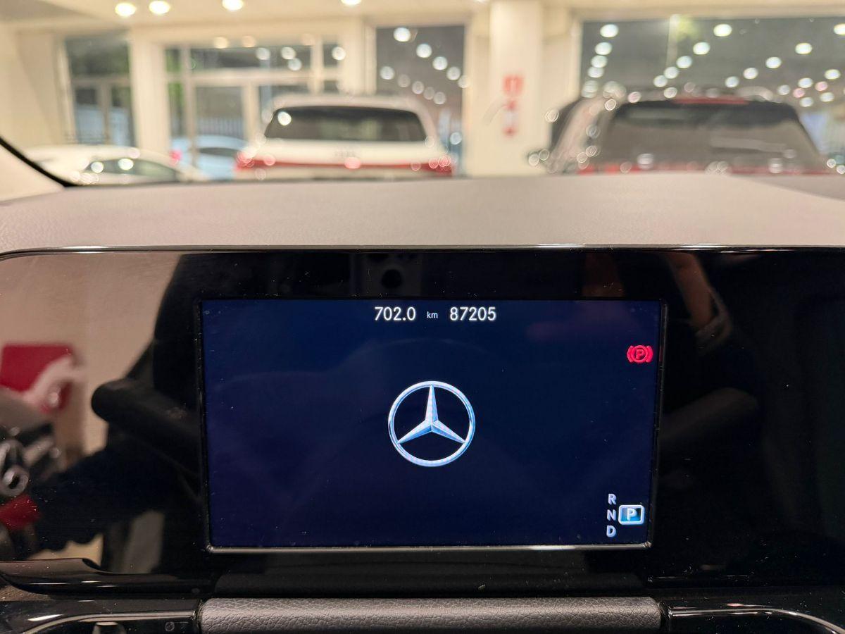 MERCEDES - Classe GLA - 200 d Automatic Sport Plus