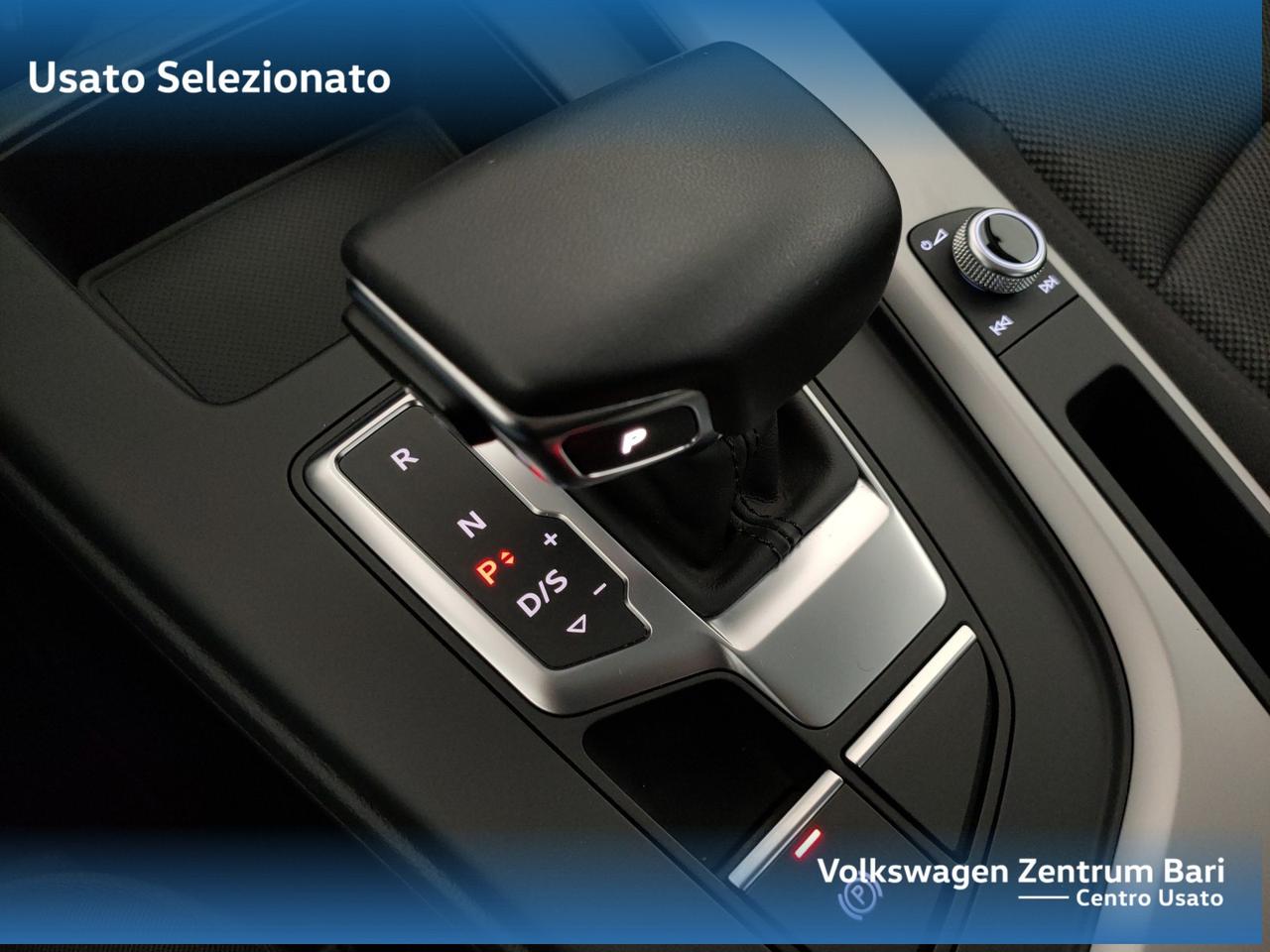 Audi A4 40 2.0 tdi mhev business advanced 204cv s-tronic