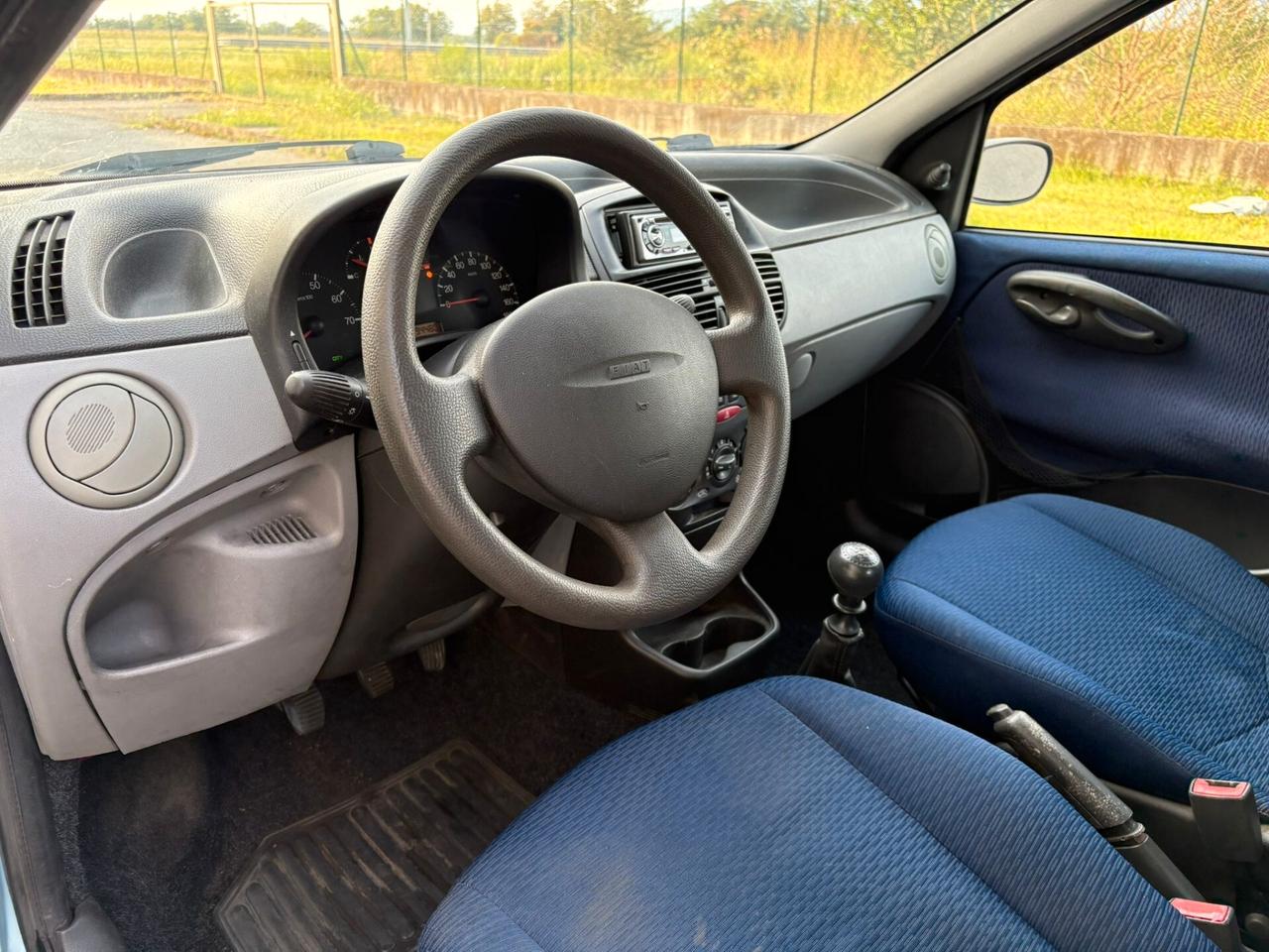 Fiat Punto 1.2i 16V 60cv NEOPATENTATI