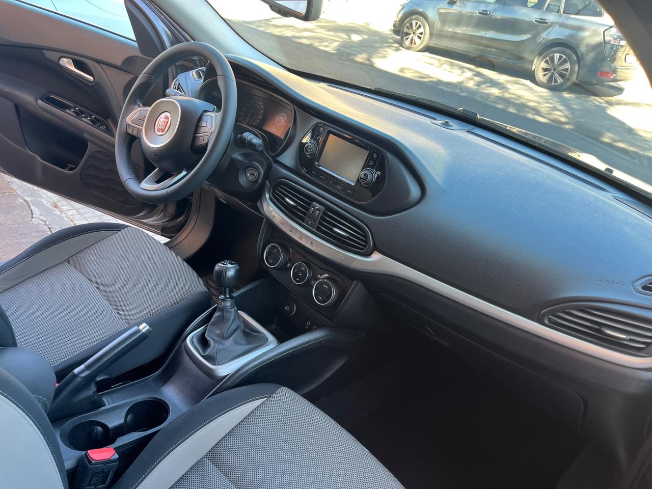 Fiat Tipo 1.6 Mjt 4 porte Lounge