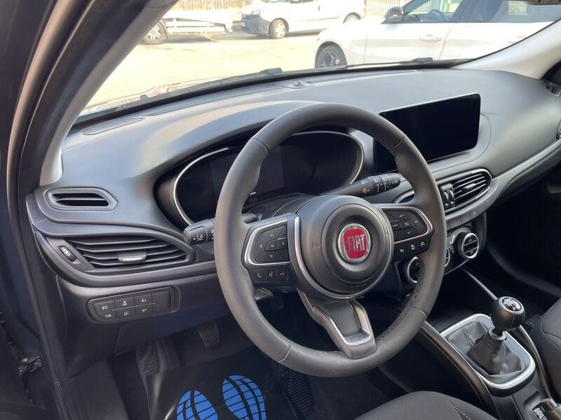 FIAT Tipo 1.6 Mjt S&S SW Cross