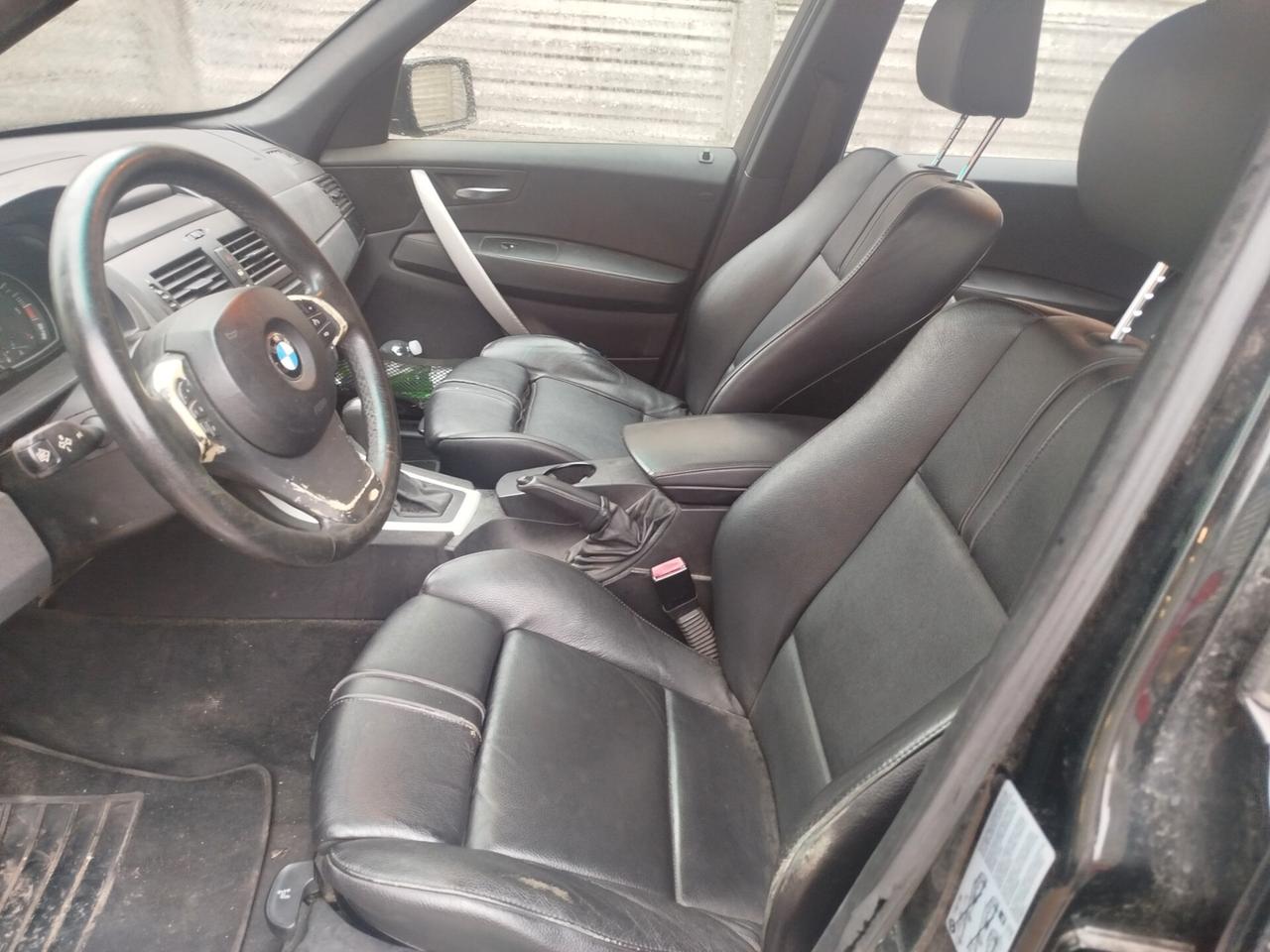 Bmw X3 3.0d cat Futura gancio traino ( cambio non va)
