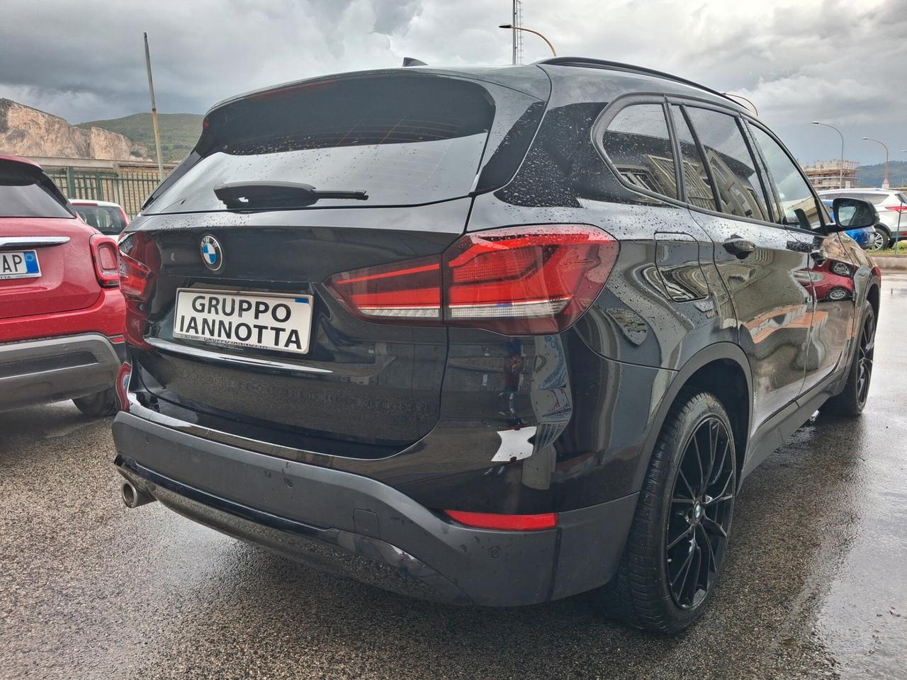 Bmw X1 1.6 d. NAVIGATORE FARI FULL LED CAMBIO AUTOMATICO PELLE TOTALE GARANZIA 12 MESI