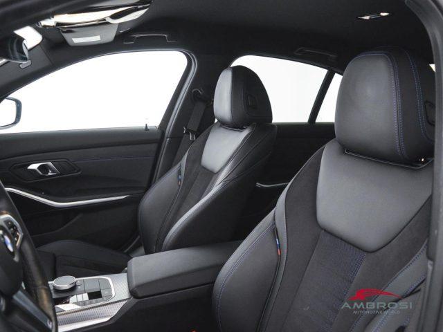 BMW 320 Serie 3 d Berlina Innovation Comfort Msport Packag