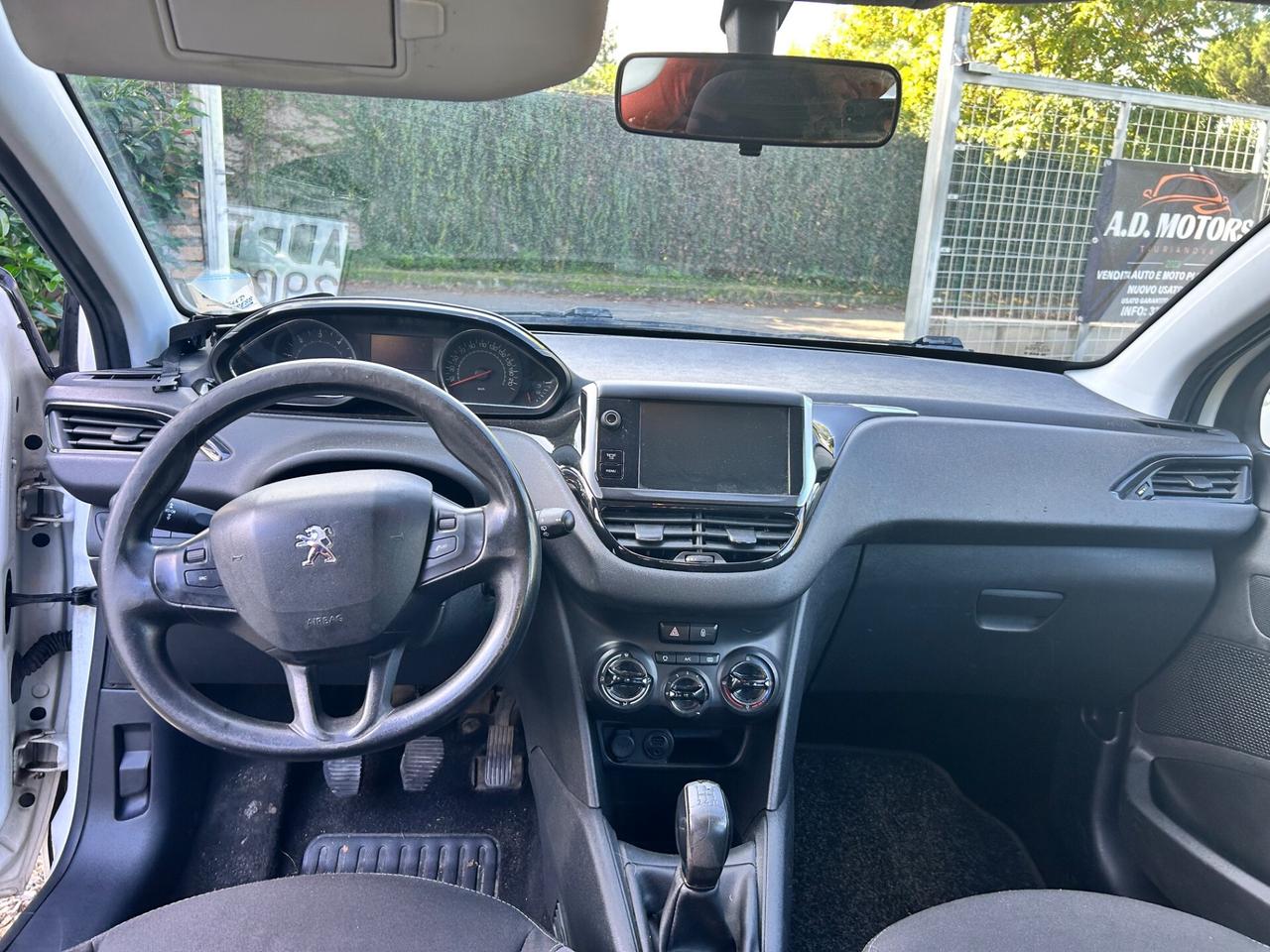 Peugeot 208 1.4 HDi 68 CV 5 porte Allure