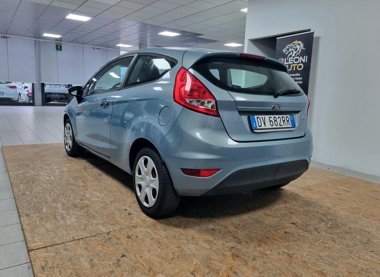 FORD FIESTA 1.2 BENZINA 82CV OK NEOPATENTATI