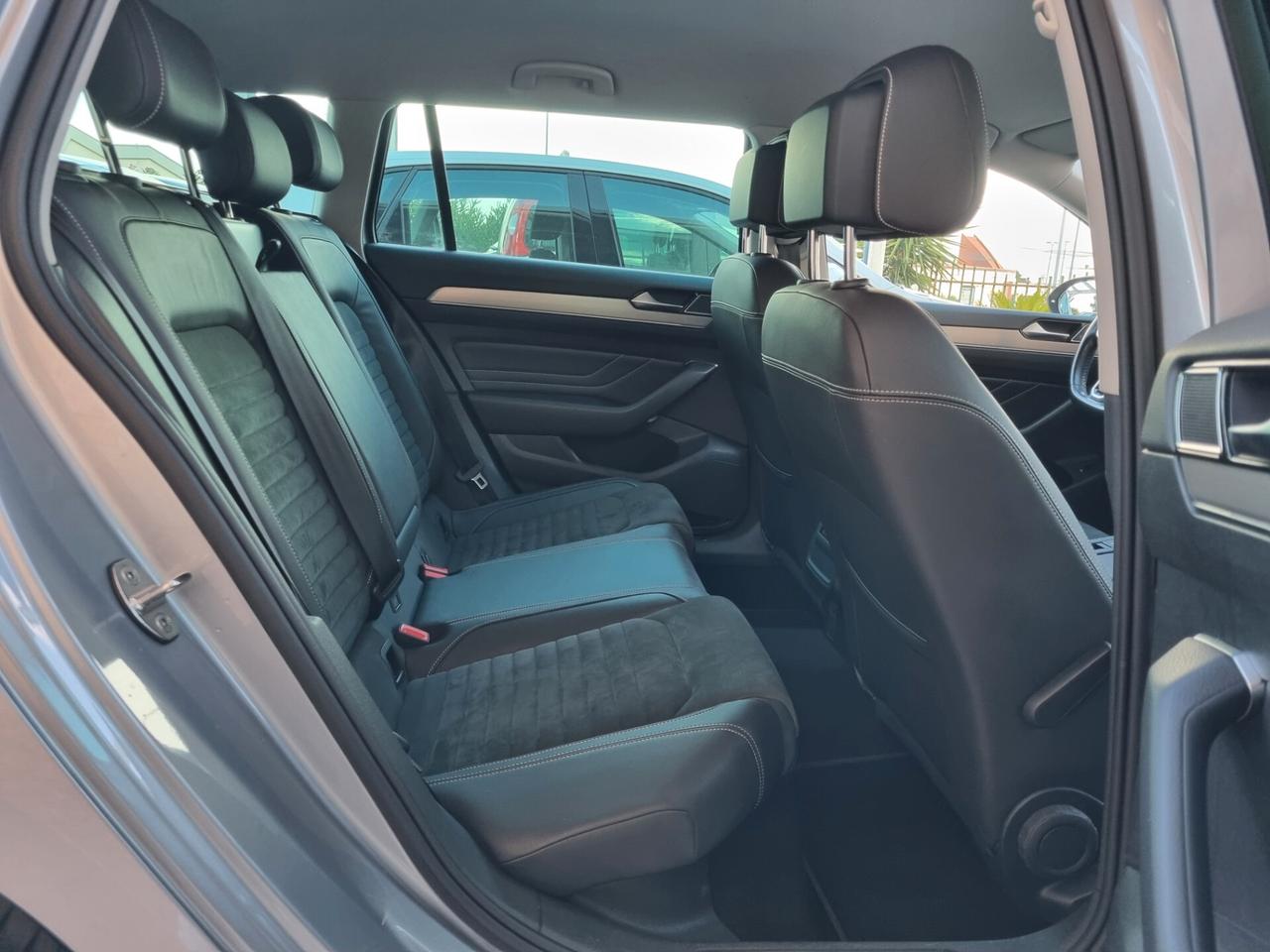 Volkswagen Passat VIII Variant 2.0 tdi Executive 200cv dsg