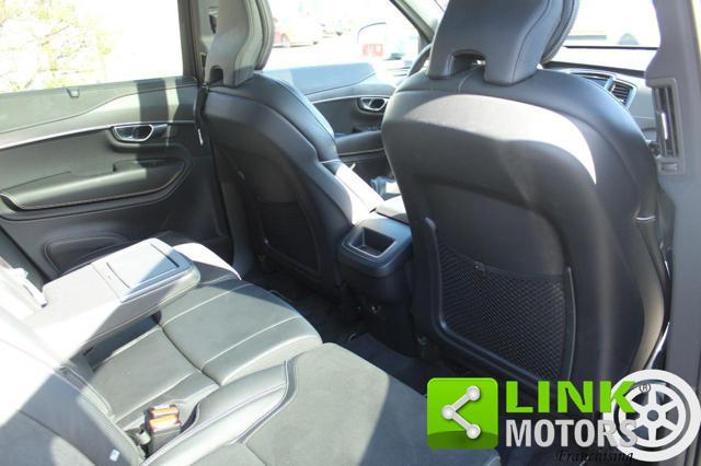 VOLVO XC90 D5 AWD Geartronic 7 posti R-design,Crystal White