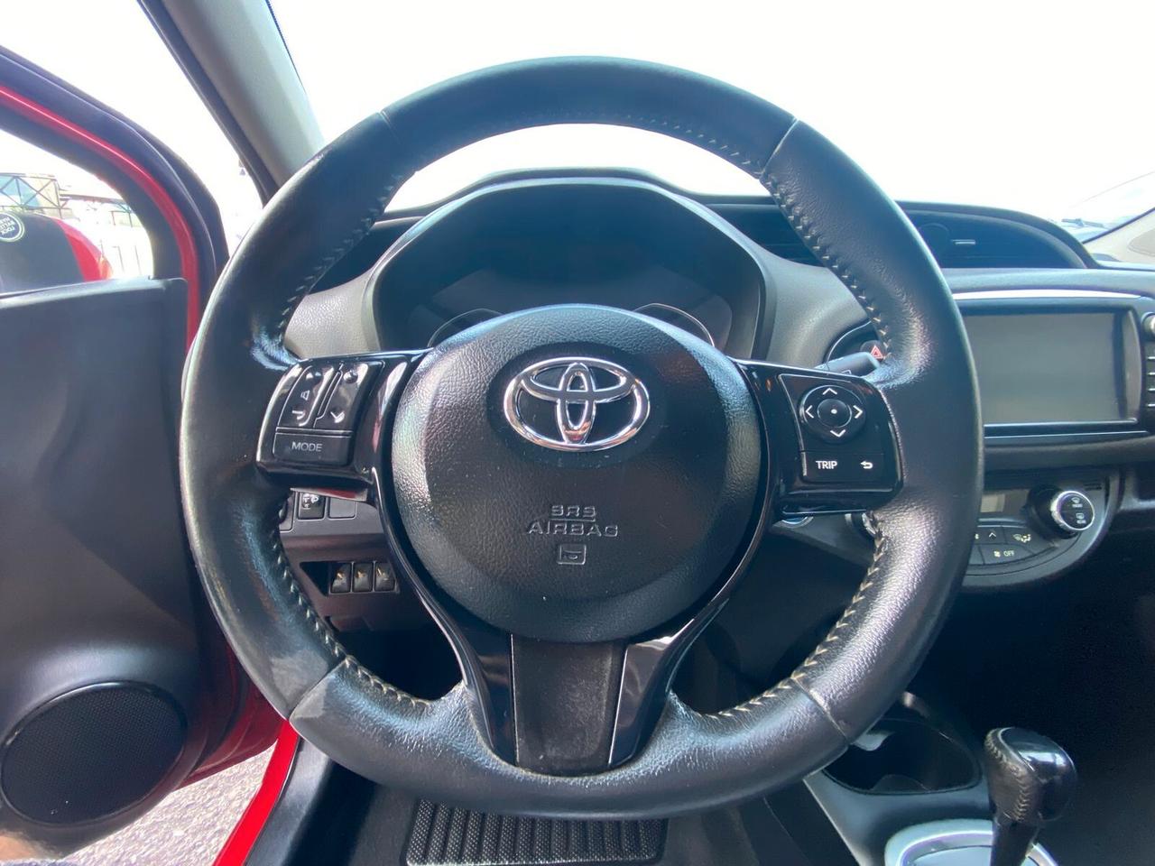 Toyota Yaris 1.5 Hybrid 5 porte Cool