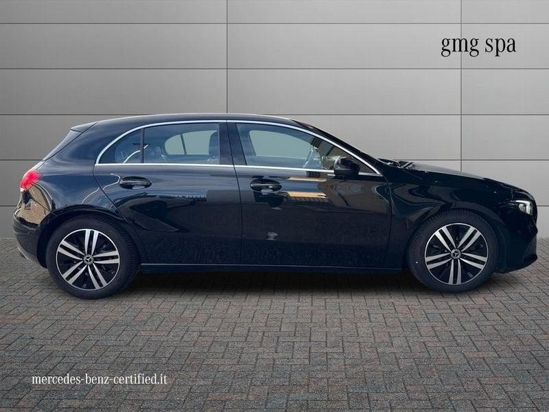 Mercedes-Benz Classe A A 180 d Sport auto
