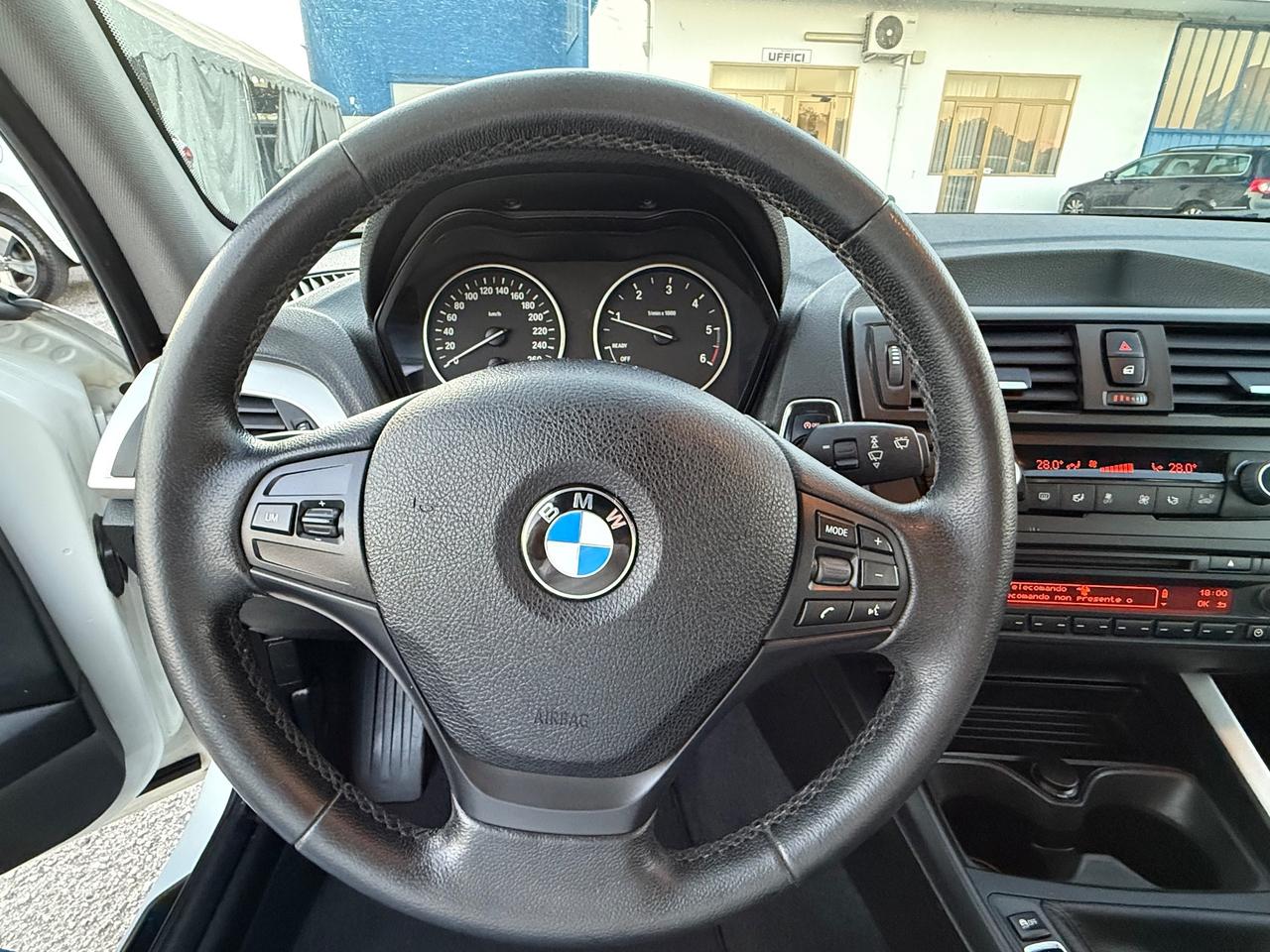 Bmw 116 116d 5p. Efficient Dynamics Urban