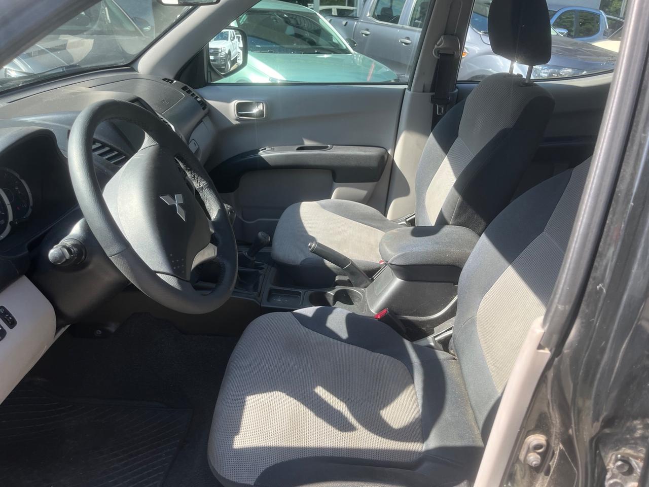 Mitsubishi L200 2.5 DI-D/136CV Double Cab Invite