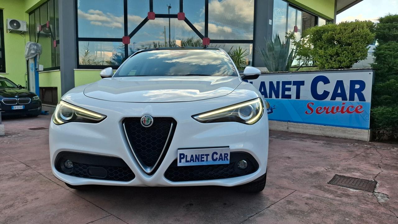 Alfa Romeo Stelvio 2.2 Turbodiesel 190 CV AT8 Q4 Executive -TETTO APRIBILE-CERCHI DA 19
