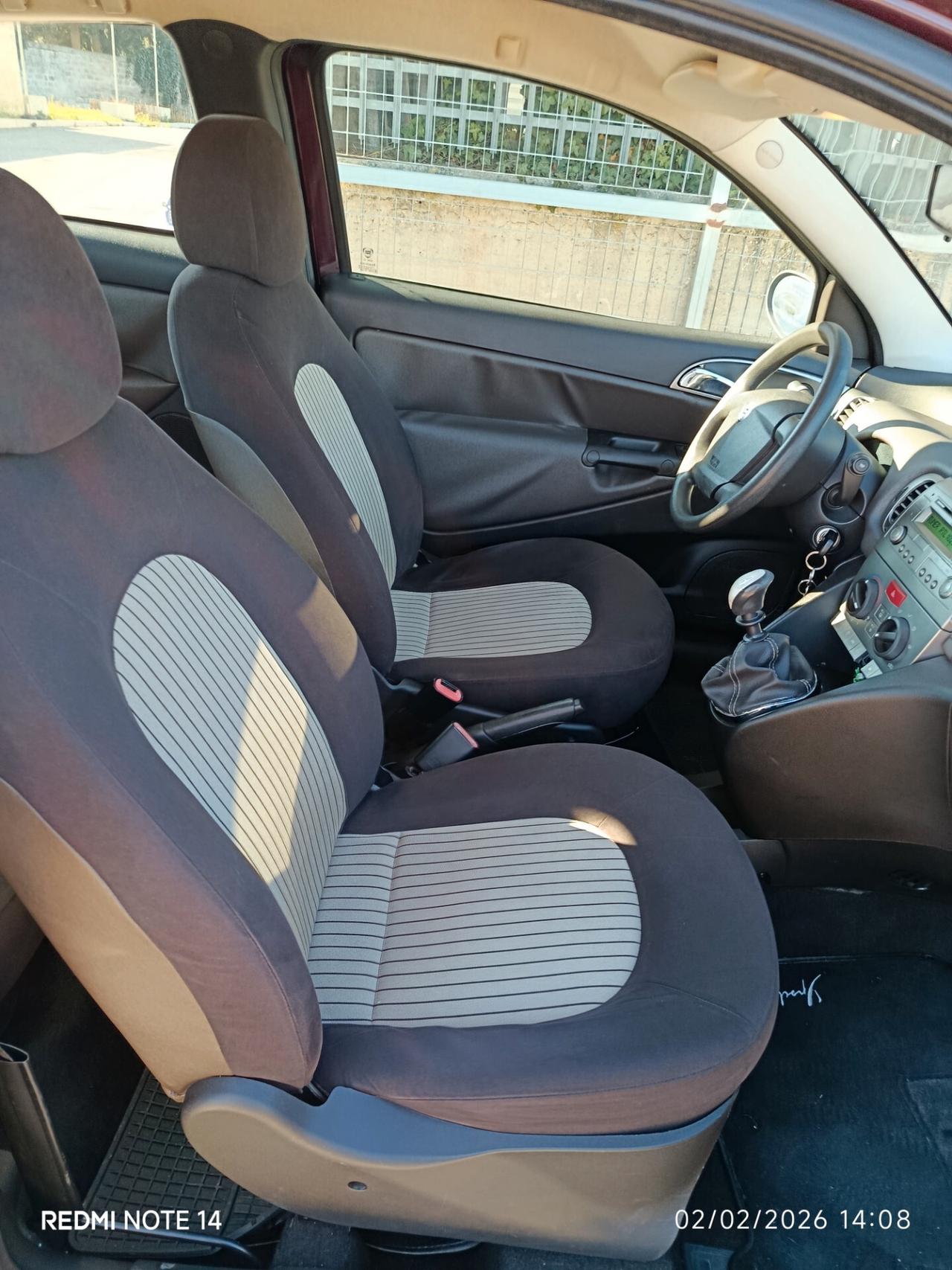 Lancia Ypsilon 1.2 Argento