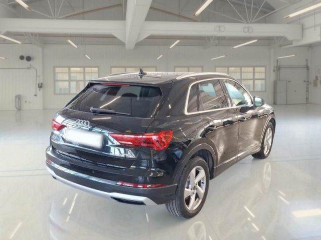 AUDI Q3 35 TDI quattro S tronic Business Advanced