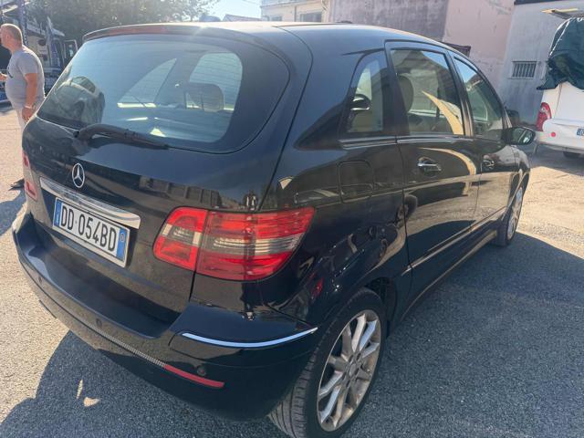 MERCEDES-BENZ B 180 CDI Sport senza nessun lavoro da fare