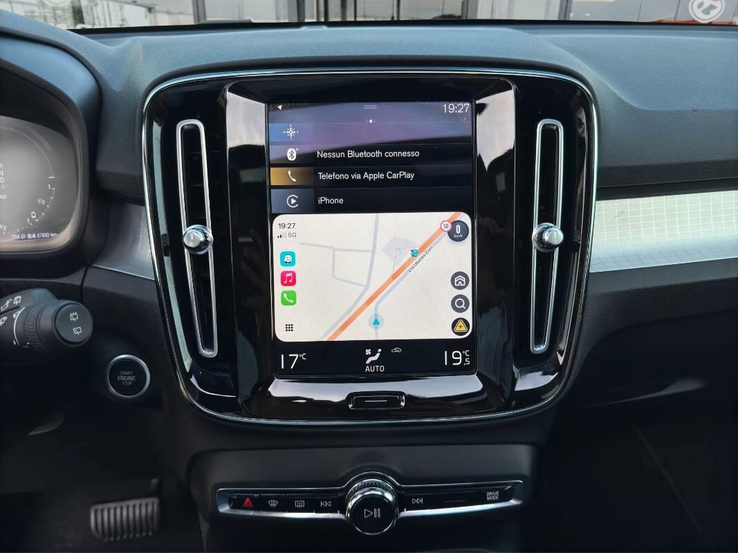 Volvo XC40 1.5 t4 phev Inscription Expression TETTO APRIBILE