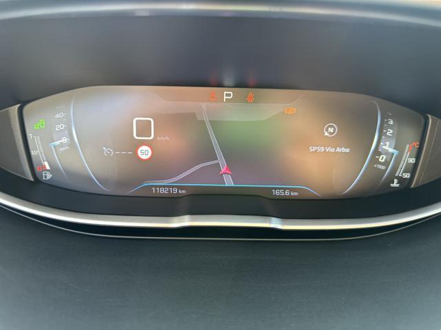 PEUGEOT 3008 BlueHDi 120 S&S EAT6 Allure