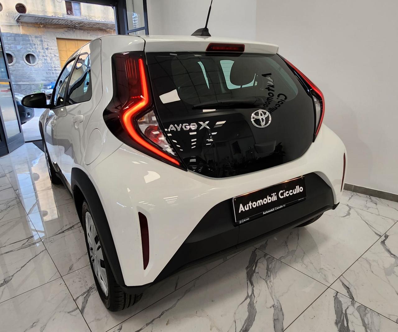 Toyota Aygo X 1.0 VVT-i 72 CV 5 porte Lounge Air