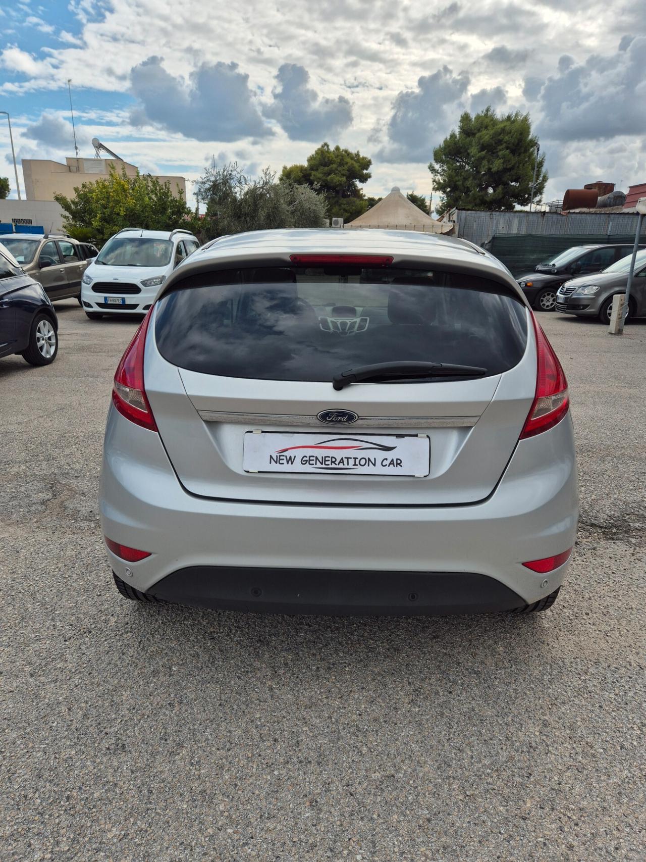 Ford Fiesta 1.4 5 porte Bz.- GPL Titanium