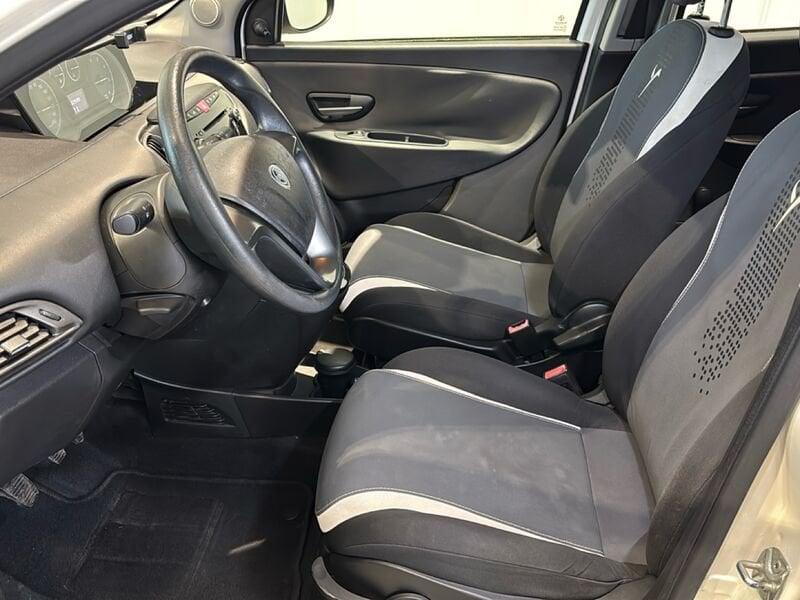 Lancia Ypsilon 1.3 MultiJet 95cv Elefantino