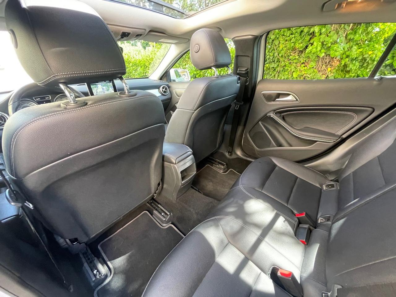 Mercedes-Benz GLA 200 200d