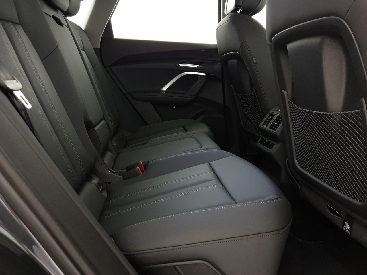 Spb 2.0e-hybrid 299CV quattro Str Business Advance