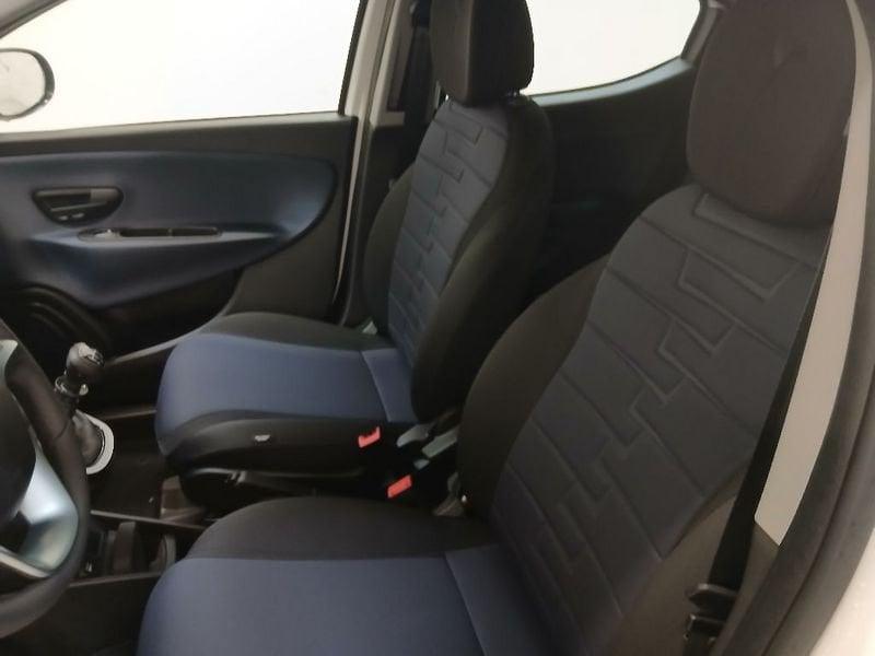 Lancia Ypsilon 1.0 firefly hybrid Gold s&s 70cv 5p.ti