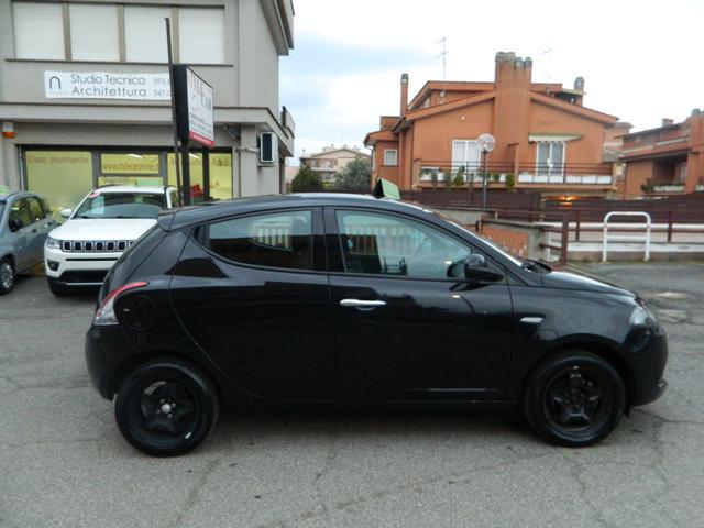 LANCIA Ypsilon 1.0 Hybrid 70CV - UNIPRO TAGLIANDATA