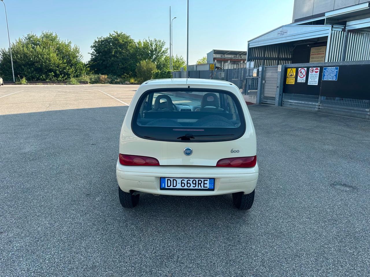 Fiat 600 1.1 50th Anniversary