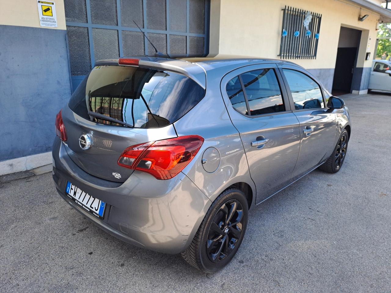 Opel Corsa 1.2 5 porte 120 Anniversary