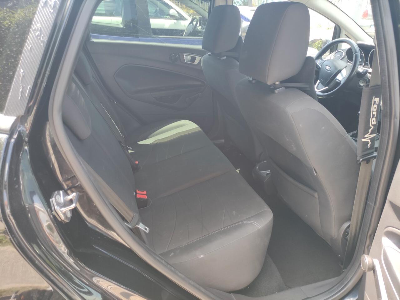 Ford Fiesta 1.5 TDCi 75CV 5 porte Titanium ( per neopatentati)