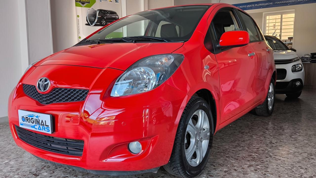 Toyota Yaris 1.3 5 porte M-MT Sol