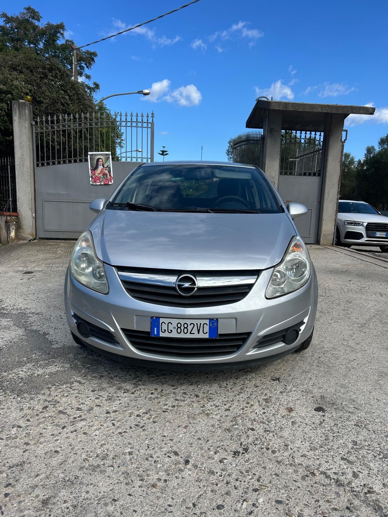Opel Corsa 1.2 5 porte Cosmo