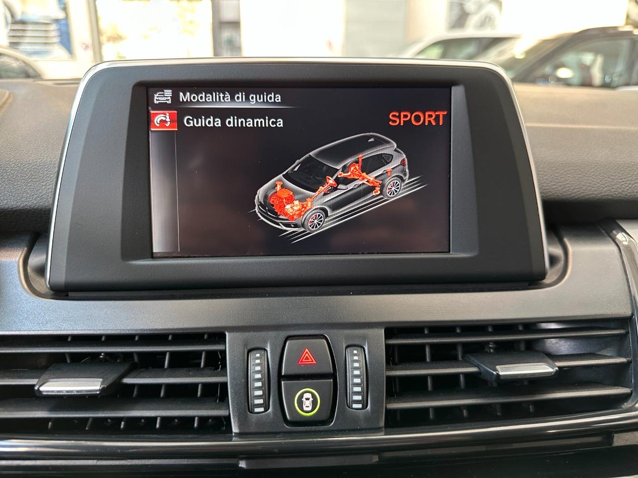 BMW 216 d Active Tourer Advantage - LED - Navi - Sedili Risc