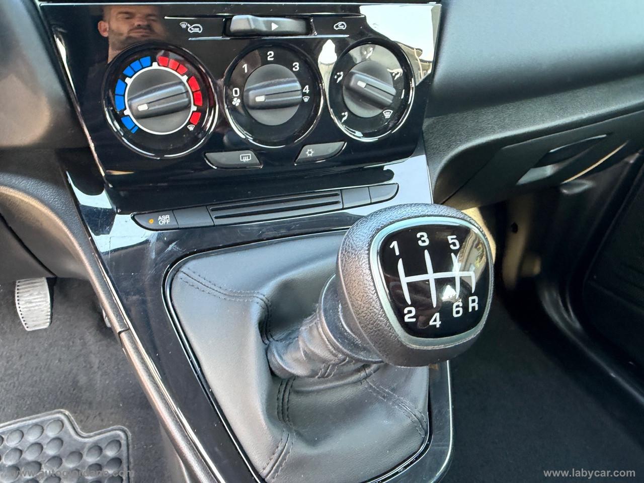 LANCIA Ypsilon 1.0 FireFly 5p.S&S Hyb. Platino