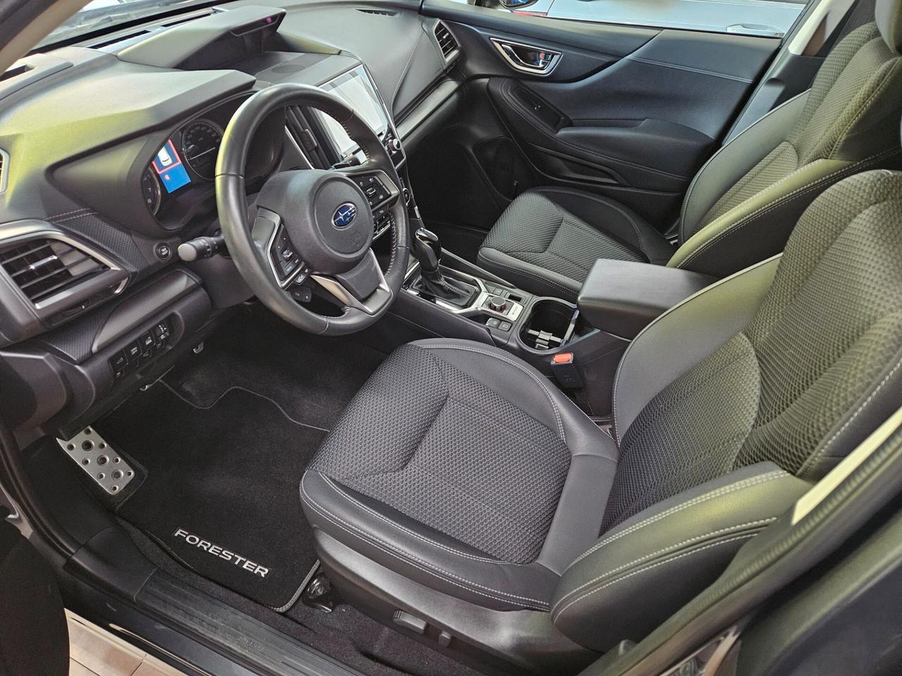 Subaru Forester 2.0 e-Boxer MHEV CVT Lineartronic Style