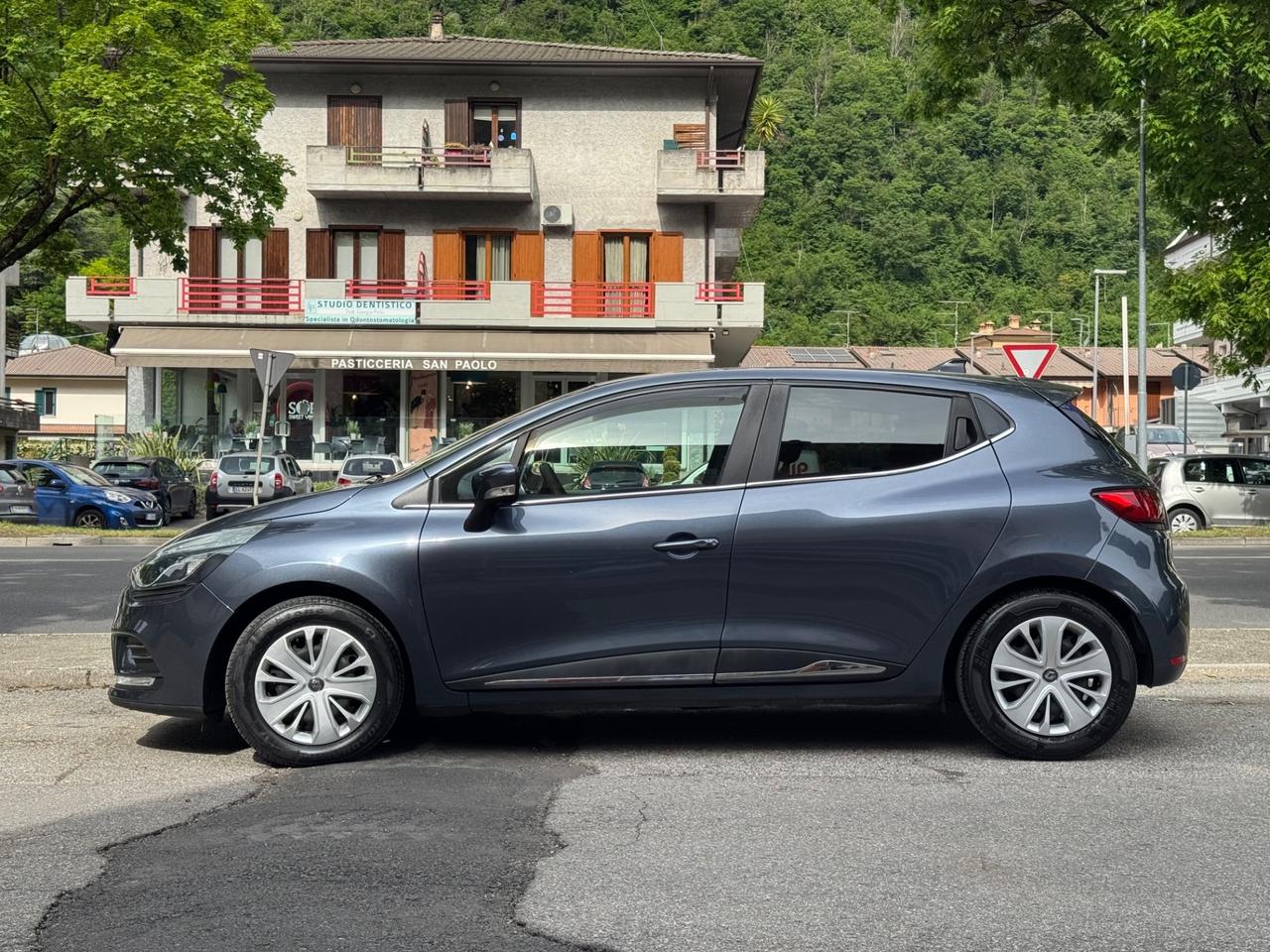 Renault Clio dCi 8V 75 CV Start&Stop 5 porte Energy Duel