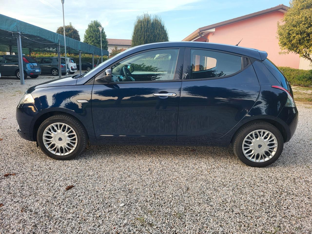 Lancia Ypsilon 1.2 69 CV 5 porte GPL Ecochic Gold