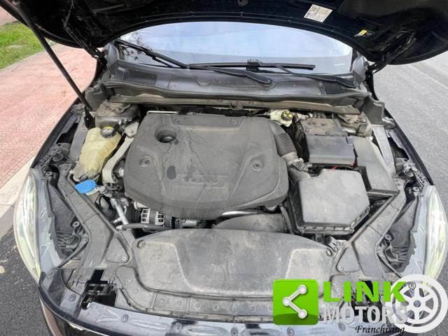 VOLVO V40 D2 Business Plus KIT DISTR SOST! TAGLIANDATA!