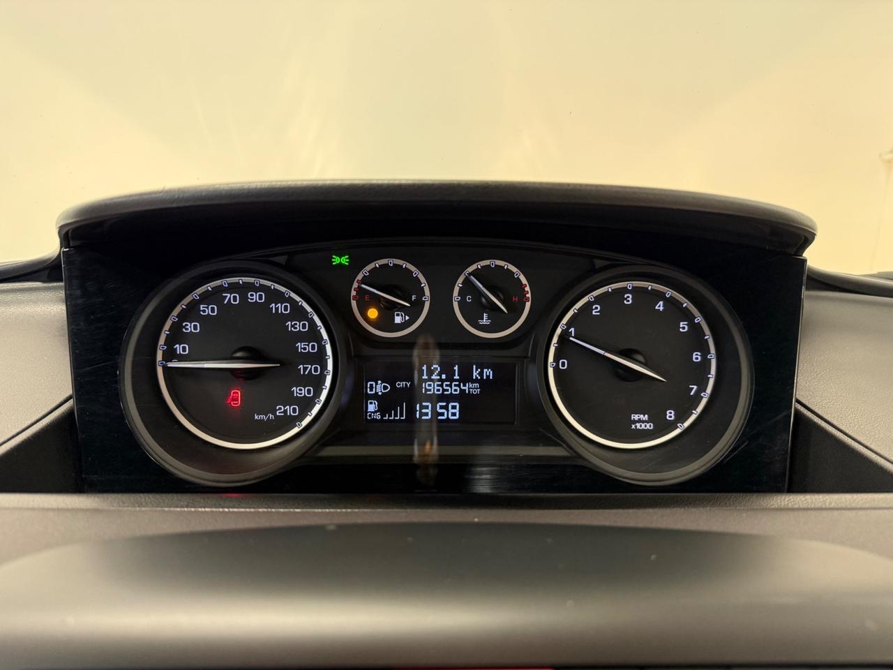 Lancia Ypsilon 0.9 TwinAir 85 CV 5 porte Metano Ecochic Silver