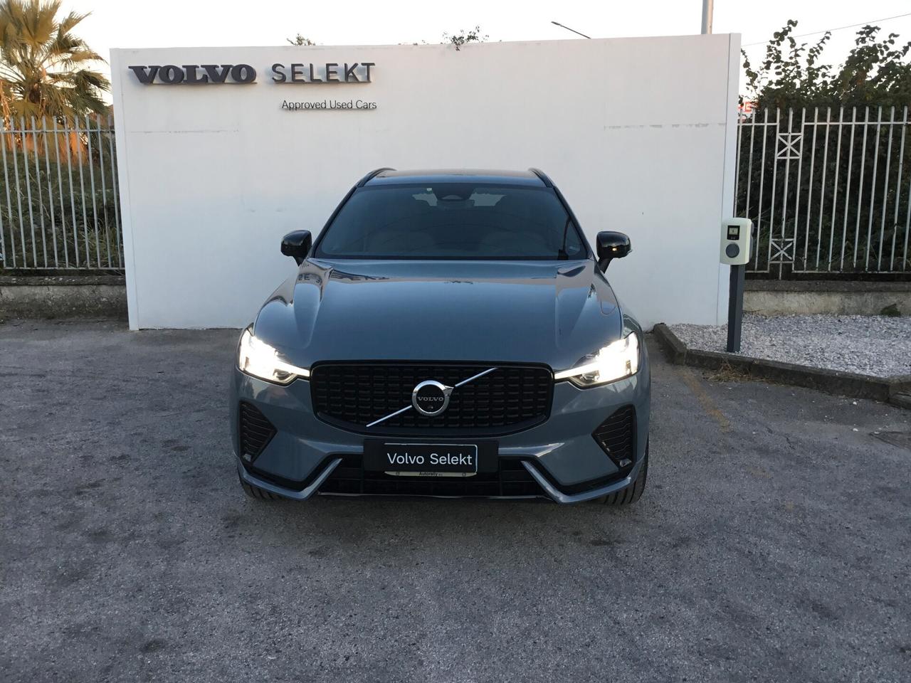 Volvo XC60 B5 (d) AWD AUT. R-DESIGN